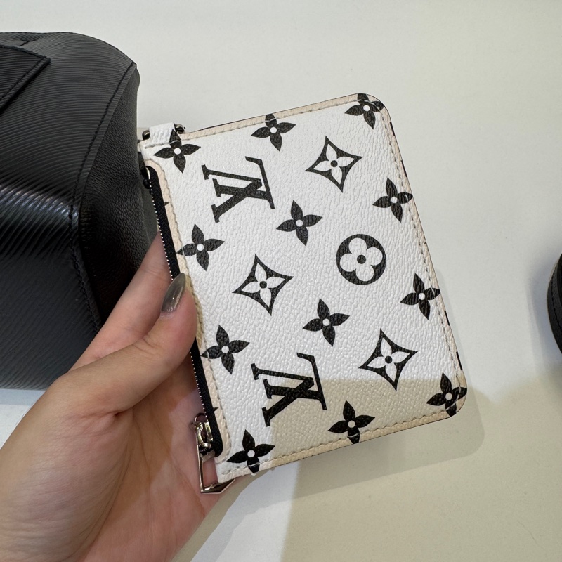 LV Marelle Tote BB 黑EPI銀釦二合一-9