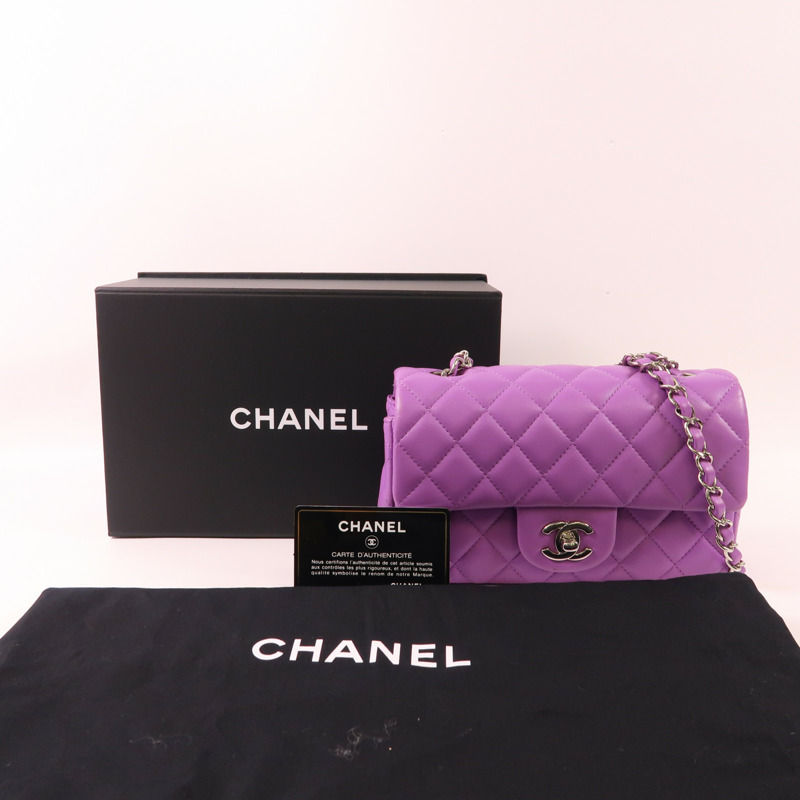 CHANEL 羊皮皮革Mini Cassic 20銀扣鏈帶肩背袋-17
