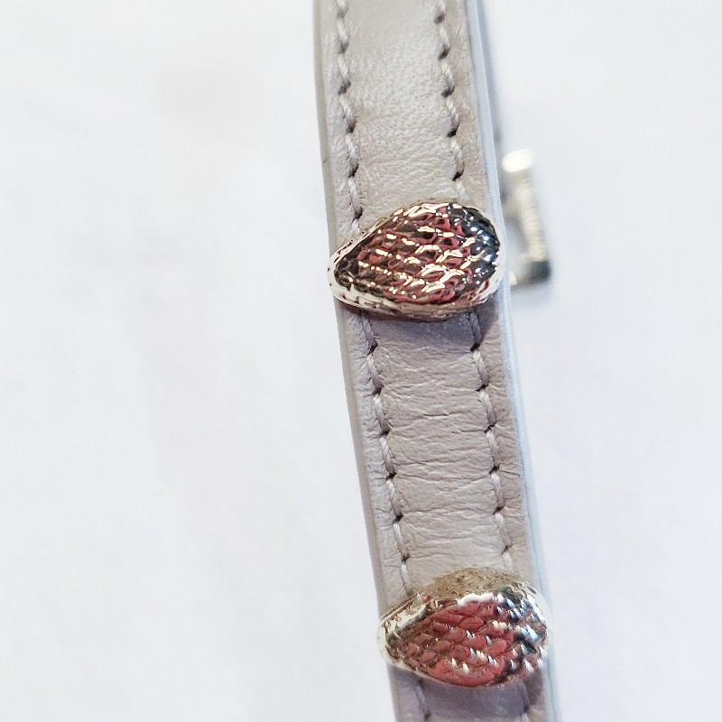 BVLGARI 淡金蛇頭羊皮手環-2