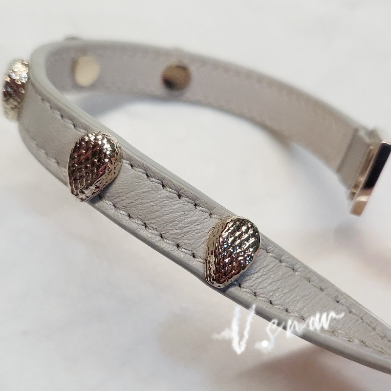 BVLGARI 淡金蛇頭羊皮手環-3