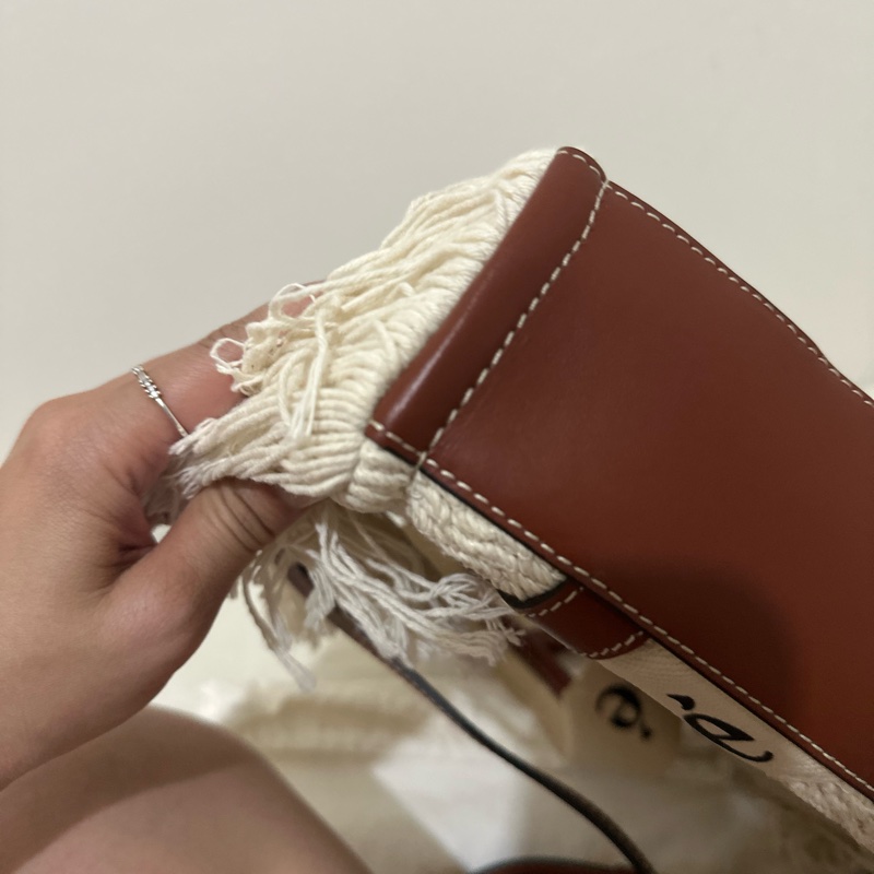 Chloé Woody系列，限量波西米亞風針織流蘇斜背包-11