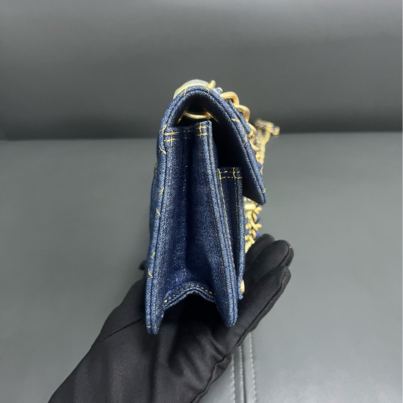 Chanel 23S 牛仔藍色 郵差包-9