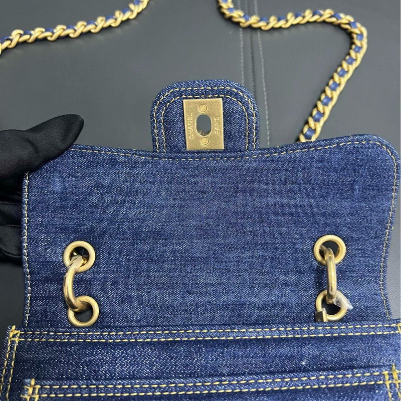 Chanel 23S 牛仔藍色 郵差包-14