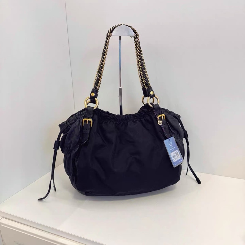 Prada • 經典尼龍拼小羊皮黑金瀑布雙排鏈條托特包-4