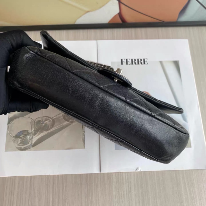 Chanel • 孟買系列 經典Cf 25 黑銀油蠟牛皮鏈條包-8