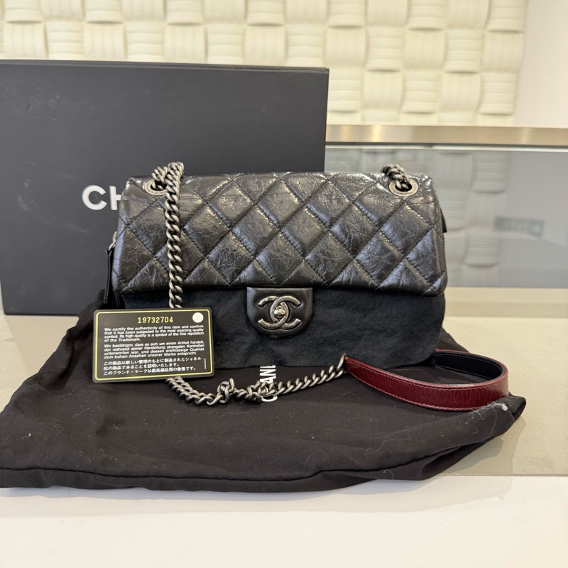 Chanel • 孟買系列 經典Cf 25 黑銀油蠟牛皮鏈條包 全配-3