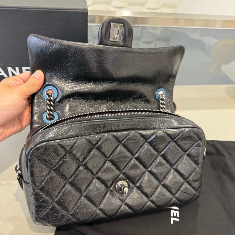 Chanel • 孟買系列 經典Cf 25 黑銀油蠟牛皮鏈條包 全配-8