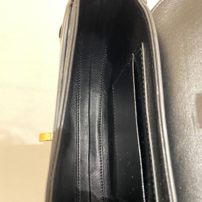 Celine 黑金光面斜挎單肩包 馬鞍包 黑色小號-7