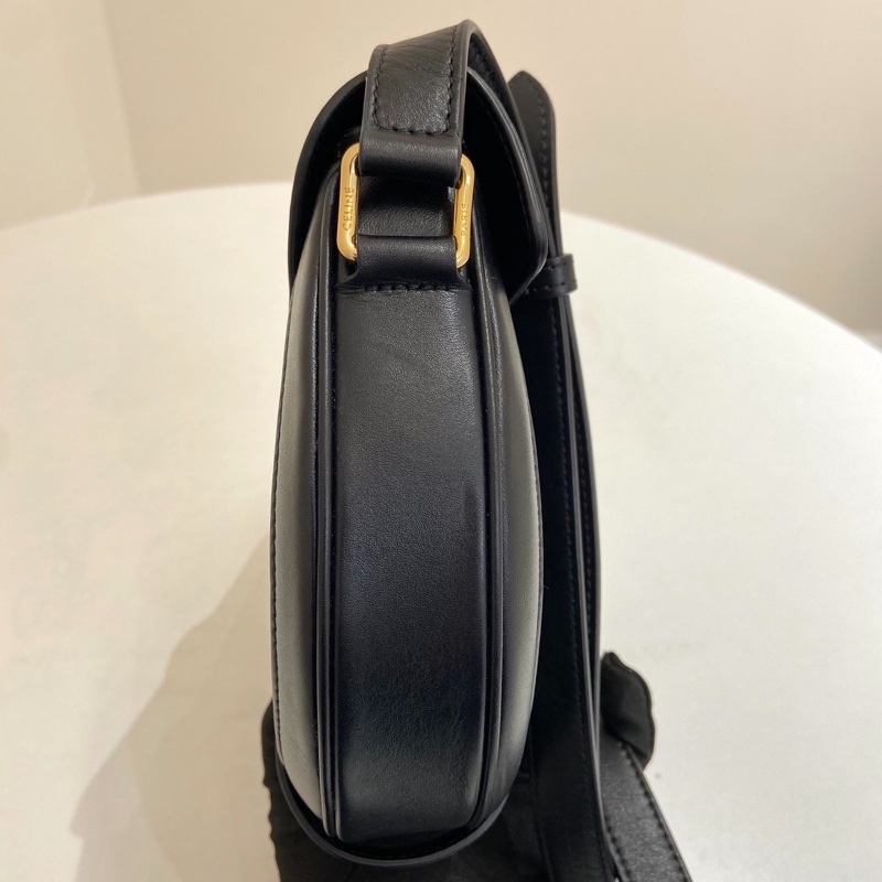 Celine 黑金光面斜挎單肩包 馬鞍包 黑色小號-10
