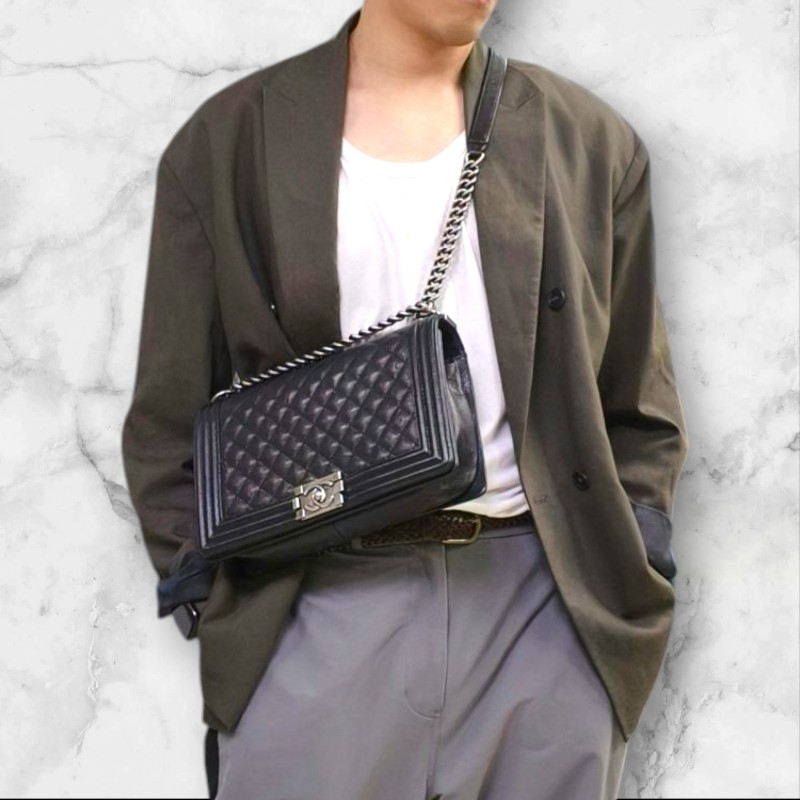 👔爸氣降價‼️限時降價至8/10‼️【8成新】㊣✨Chanel✨（附盒/防塵袋）香奈兒 Le Boy 28 小香 魚子醬 黑色 仿舊銀 菱格紋 掀蓋式 肩背包 雷標 保卡/二手包/二手精品/保證正品🌳二手樹屋🌳-2