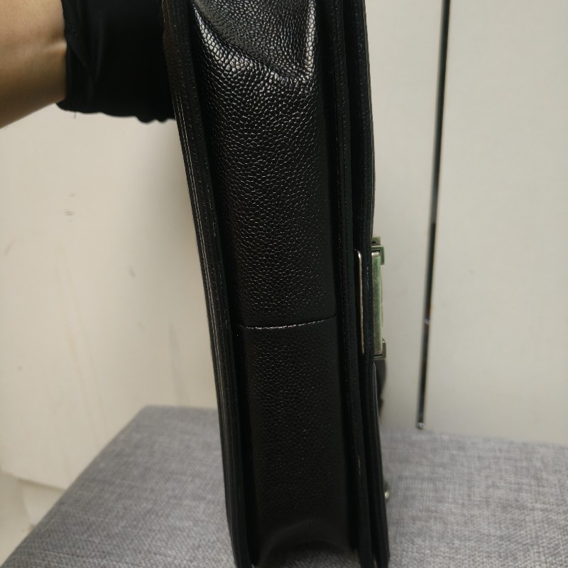 👔爸氣降價‼️限時降價至8/10‼️【8成新】㊣✨Chanel✨（附盒/防塵袋）香奈兒 Le Boy 28 小香 魚子醬 黑色 仿舊銀 菱格紋 掀蓋式 肩背包 雷標 保卡/二手包/二手精品/保證正品🌳二手樹屋🌳-8