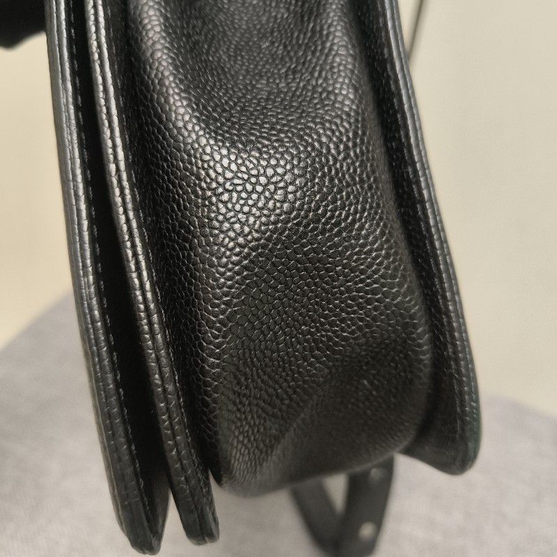 👔爸氣降價‼️限時降價至8/10‼️【8成新】㊣✨Chanel✨（附盒/防塵袋）香奈兒 Le Boy 28 小香 魚子醬 黑色 仿舊銀 菱格紋 掀蓋式 肩背包 雷標 保卡/二手包/二手精品/保證正品🌳二手樹屋🌳-20