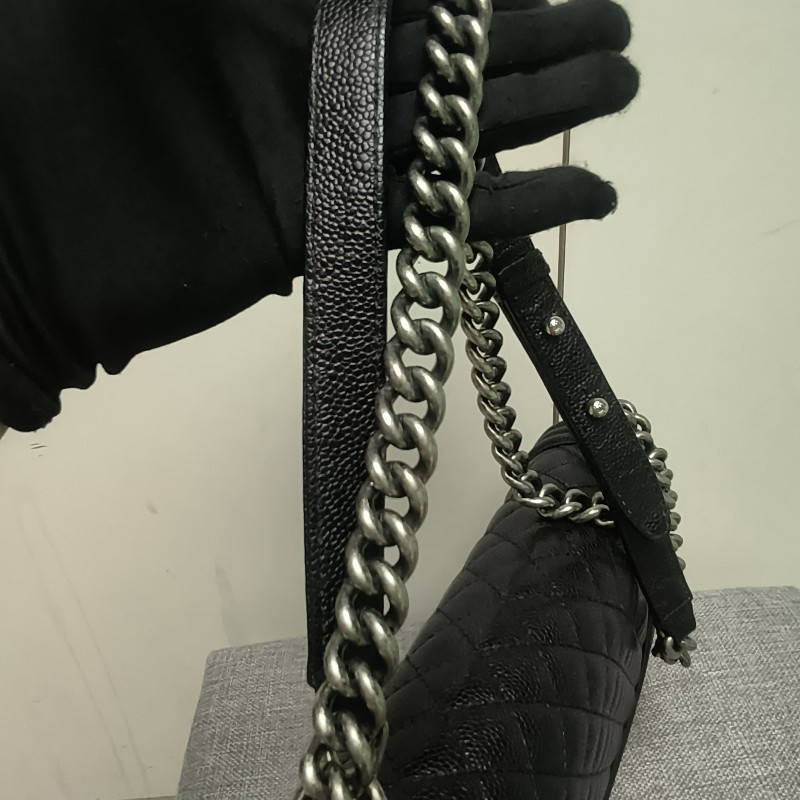 👔爸氣降價‼️限時降價至8/10‼️【8成新】㊣✨Chanel✨（附盒/防塵袋）香奈兒 Le Boy 28 小香 魚子醬 黑色 仿舊銀 菱格紋 掀蓋式 肩背包 雷標 保卡/二手包/二手精品/保證正品🌳二手樹屋🌳-33