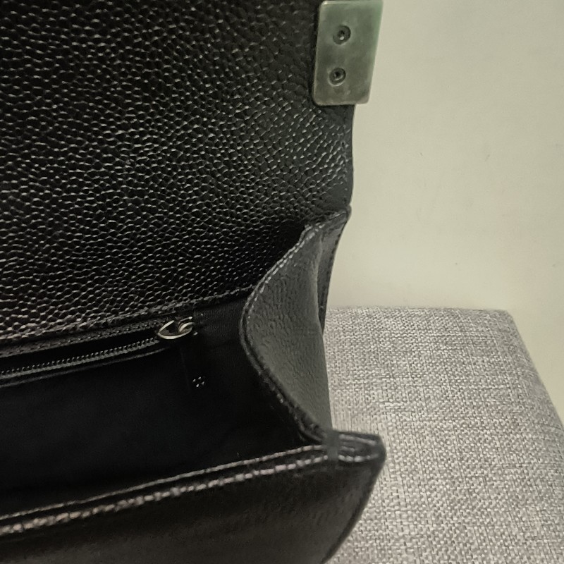 👔爸氣降價‼️限時降價至8/10‼️【8成新】㊣✨Chanel✨（附盒/防塵袋）香奈兒 Le Boy 28 小香 魚子醬 黑色 仿舊銀 菱格紋 掀蓋式 肩背包 雷標 保卡/二手包/二手精品/保證正品🌳二手樹屋🌳-52