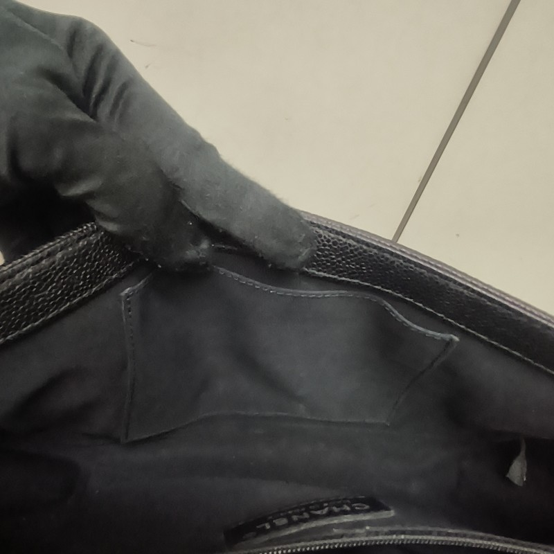 👔爸氣降價‼️限時降價至8/10‼️【8成新】㊣✨Chanel✨（附盒/防塵袋）香奈兒 Le Boy 28 小香 魚子醬 黑色 仿舊銀 菱格紋 掀蓋式 肩背包 雷標 保卡/二手包/二手精品/保證正品🌳二手樹屋🌳-55