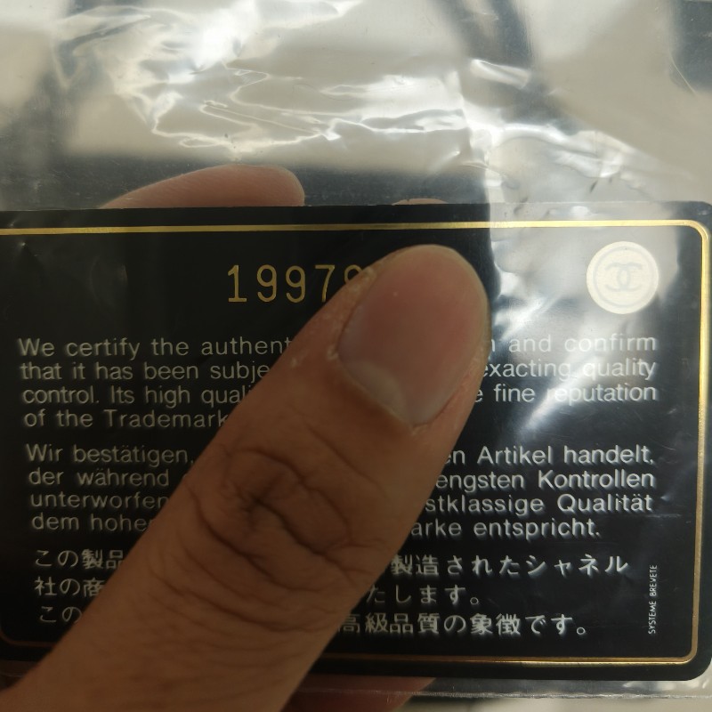 👔爸氣降價‼️限時降價至8/10‼️【8成新】㊣✨Chanel✨（附盒/防塵袋）香奈兒 Le Boy 28 小香 魚子醬 黑色 仿舊銀 菱格紋 掀蓋式 肩背包 雷標 保卡/二手包/二手精品/保證正品🌳二手樹屋🌳-63