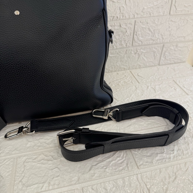 LV黑皮革手提兩用公事包💼-9