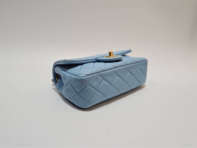 Chanel 天空藍羊皮金釦下蓋Coco20核桃金球鏈包AS1787-4