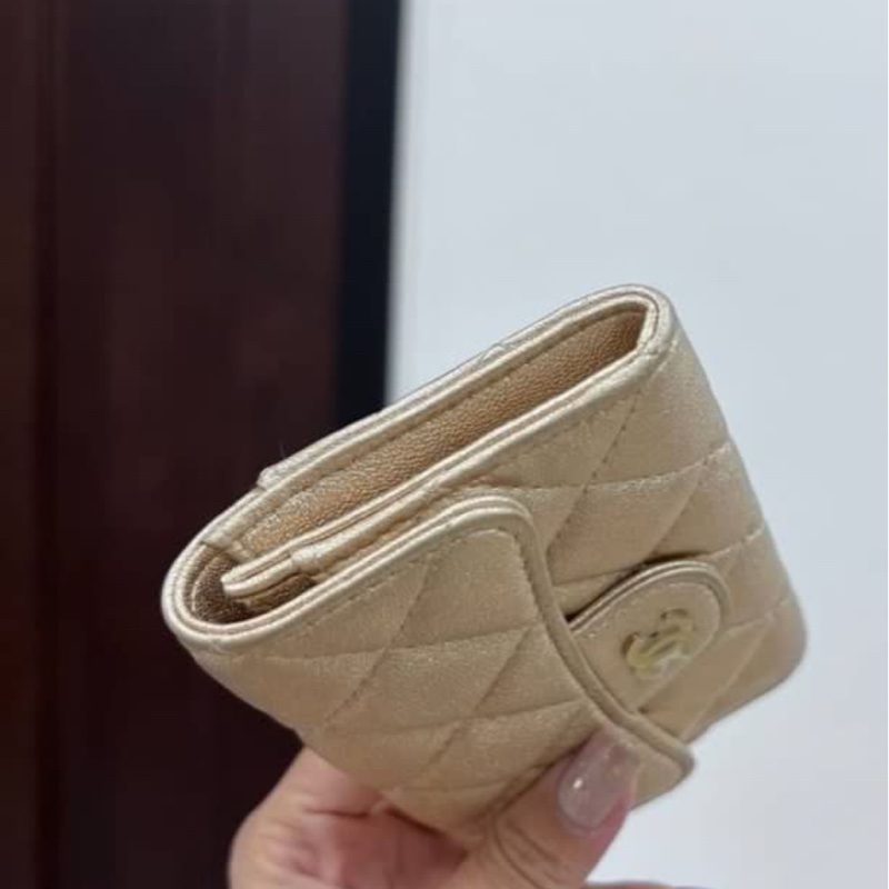 chanel 香奈兒 金色 卡包 信用卡卡夾 卡夾 零錢包 短夾 皮包 皮夾-9