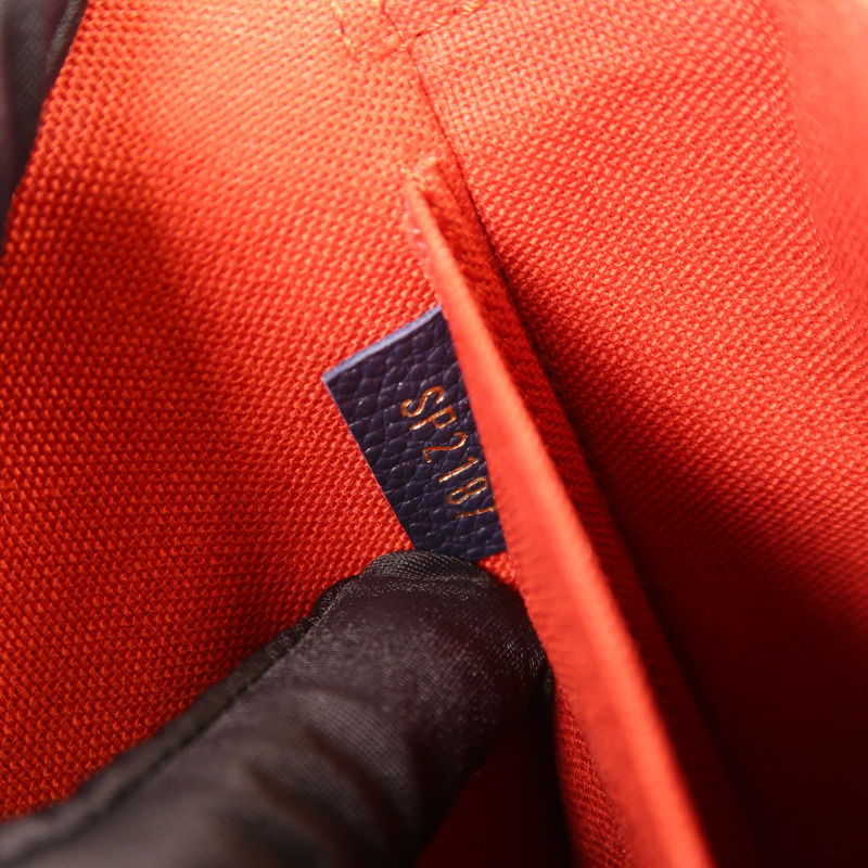 LOUIS VUITTON Monogram Empreinte Pochette Felicie金扣肩背袋-7