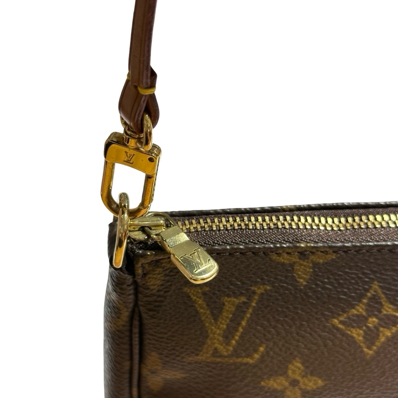 LOUIS VUITTON POCHETTE BAG  Monogram Canvas Shoulder bag-7