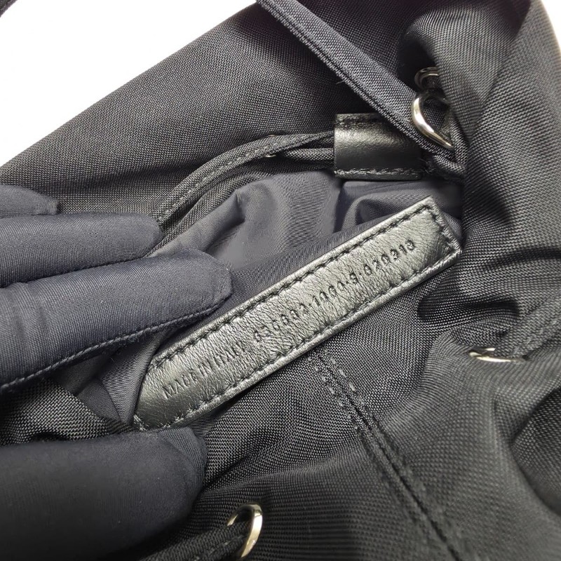Balenciaga - Drawstring Buckst Logo Bag(黑色)-15