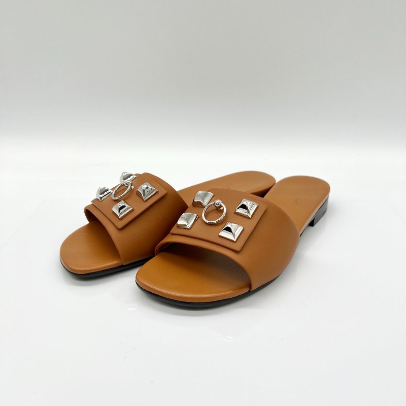 Hermès 鉚釘拖鞋-1