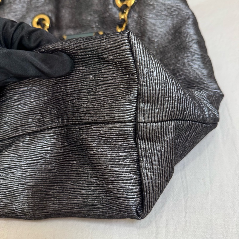 Louis Vuitton 鐵灰卯釘提袋-7
