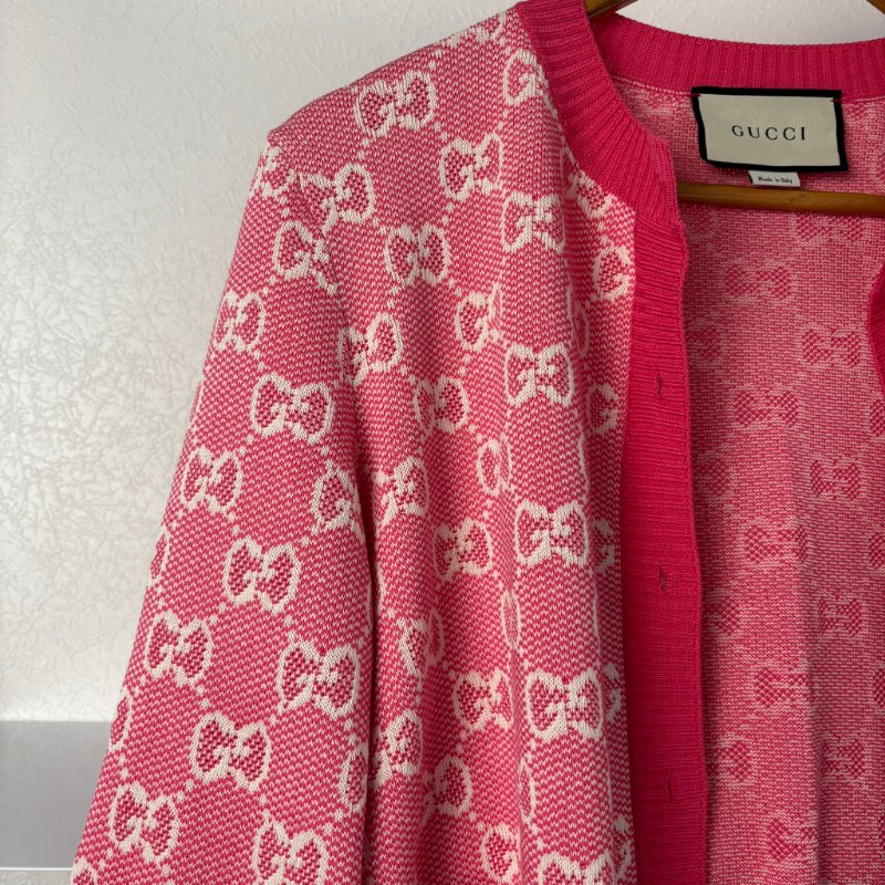 ::GUCCI:: 桃紅色 滿版雙G字母鉤花毛衣開衫經典Logo-2