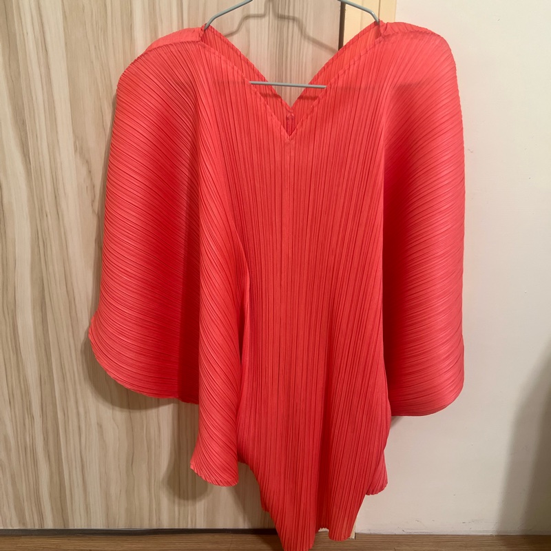 三宅一生 issey miyake pleats please me 粉圓盤愛心 全新 桃紅色上衣-1
