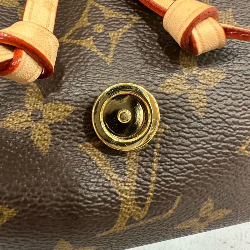 LV M25085 老花金鏈Odyssee 斜背包-29