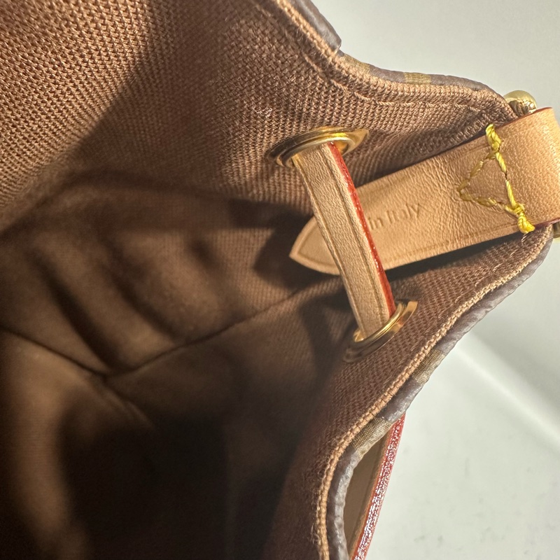 LV M25085 老花金鏈Odyssee 斜背包-35