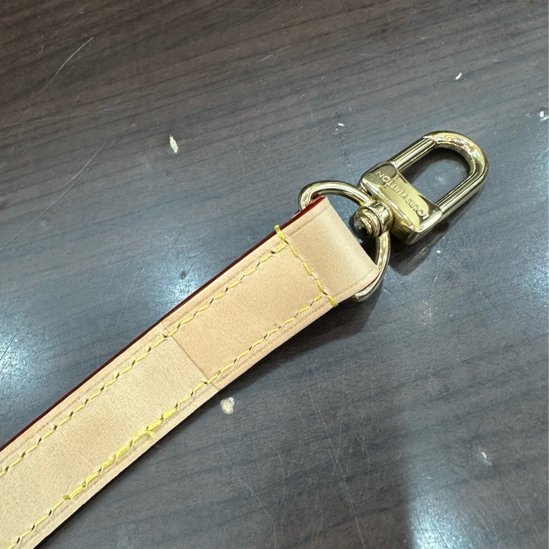 LV M25085 老花金鏈Odyssee 斜背包-10