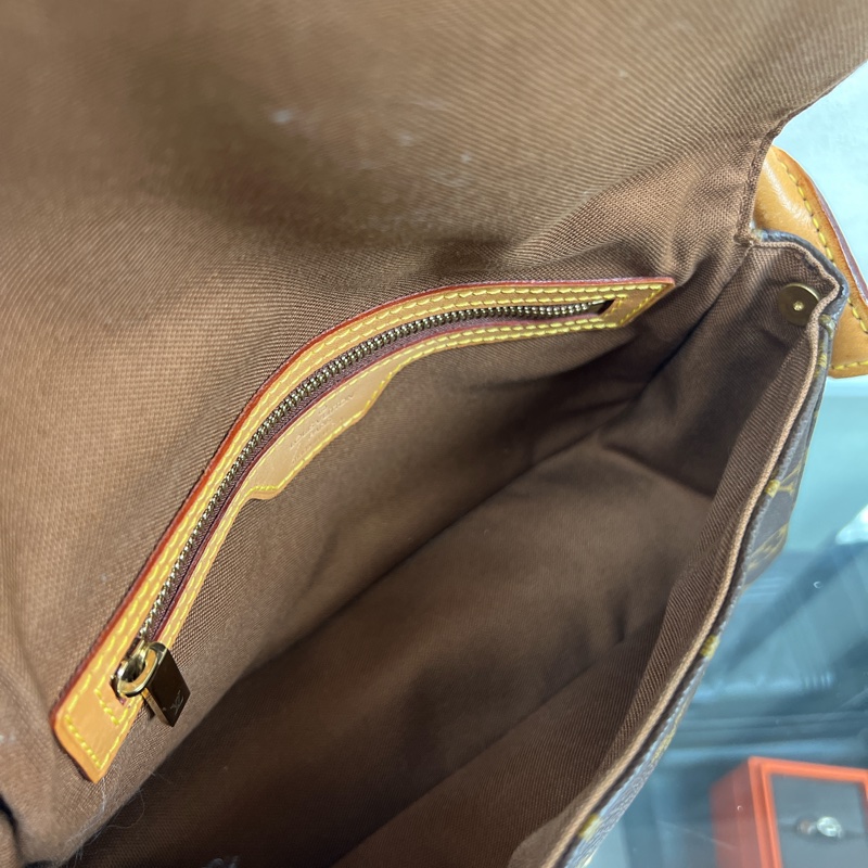 Lv looping 啡色老花腋下包/肩背包-12