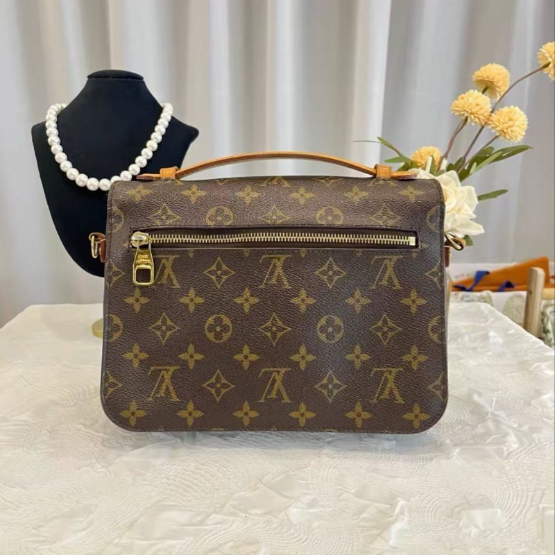 LV Pochette Metis 老花郵差包25*19*7 98新 配件塵袋-6