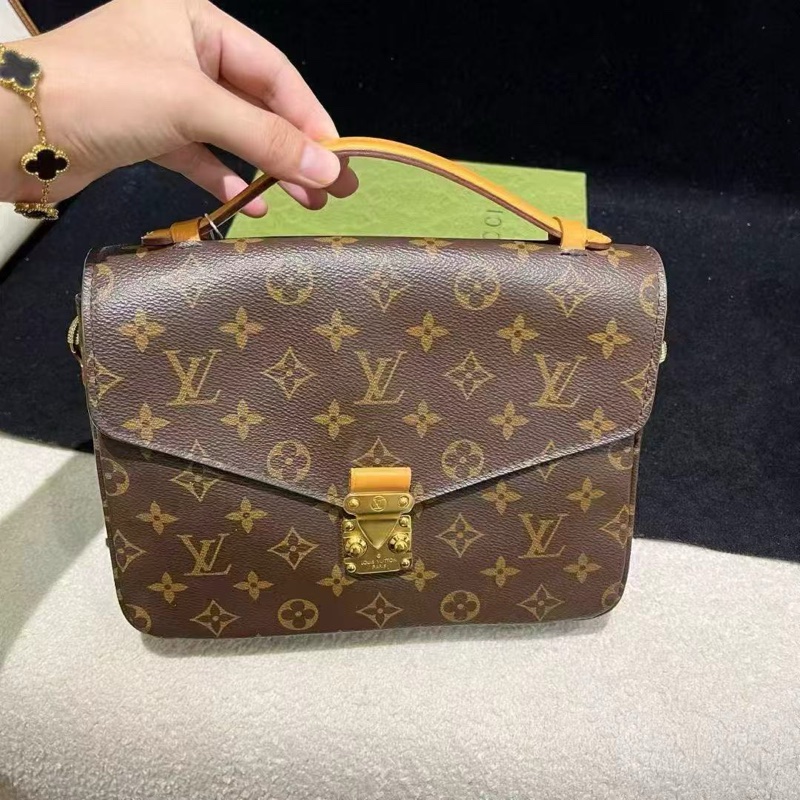 LV Pochette Metis 老花郵差包25*19*7 98新 配件塵袋-0
