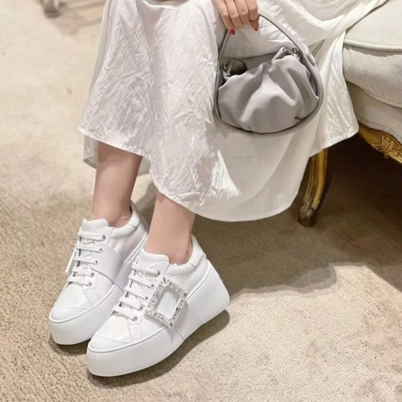 🎁夏季折扣🎁Roger Vivier Viv Skate 厚底7公分水晶方釦皮革運動鞋 IT 38/39 (補貨到 還有夏季折扣 把握~)-5