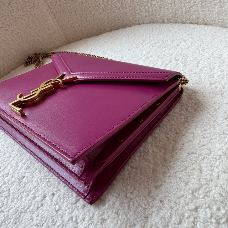 YSL 風琴包 牛皮玫紅色金扣斜背包 99新 配件塵袋-3