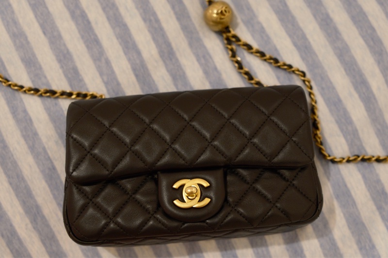 Chanel 黑色金球口蓋包 20cm flap bag 晶片款 有購證-0