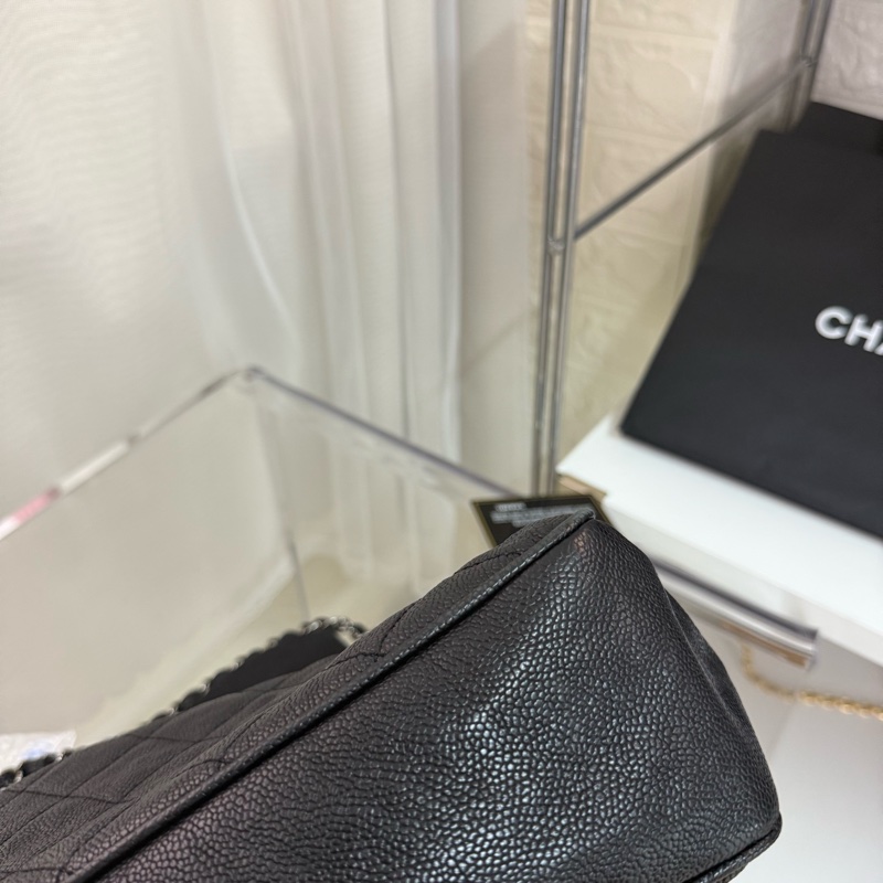 Chanel 荔枝紋黑銀 2.55 扣鏈條包 15 開卡帶塵袋-13