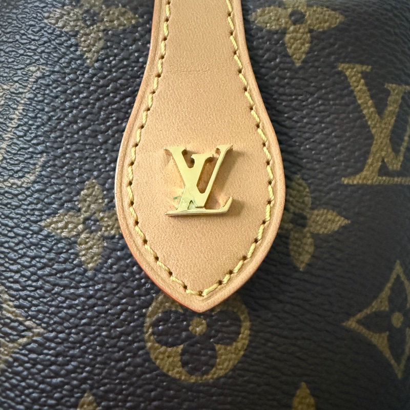 LV手機包，iPhone16pro+行動電源ok-2