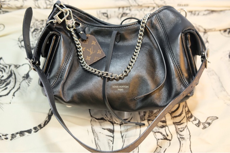#全新閒置 #全配🈶購證 Lv Carryall pm黑武士單肩斜挎包小號 全網唯一黃金尺寸-12