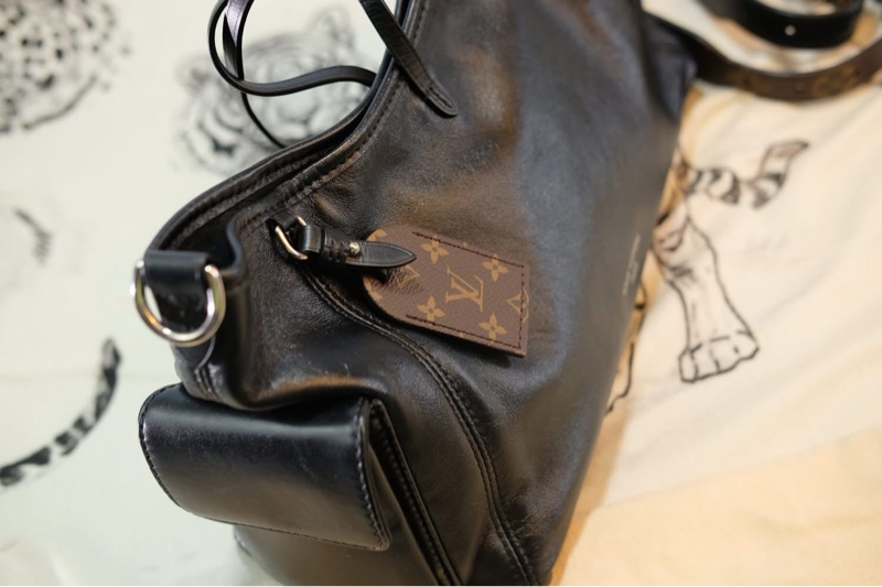 #全新閒置 #全配🈶購證 Lv Carryall pm黑武士單肩斜挎包小號 全網唯一黃金尺寸-19