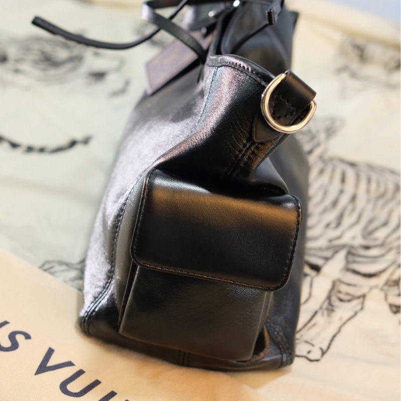 #全新閒置 #全配🈶購證 Lv Carryall pm黑武士單肩斜挎包小號 全網唯一黃金尺寸-23