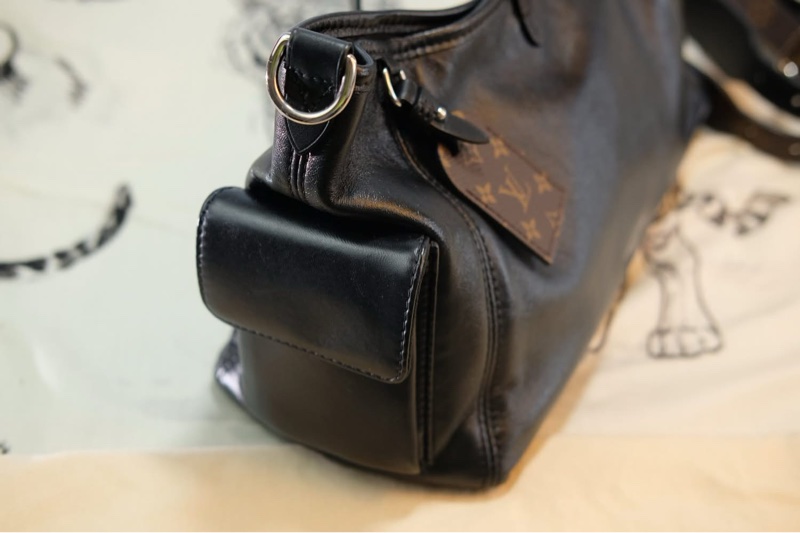 #全新閒置 #全配🈶購證 Lv Carryall pm黑武士單肩斜挎包小號 全網唯一黃金尺寸-24