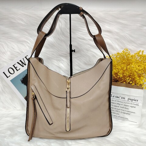 Loewe 羅意威 大象灰 吊床包