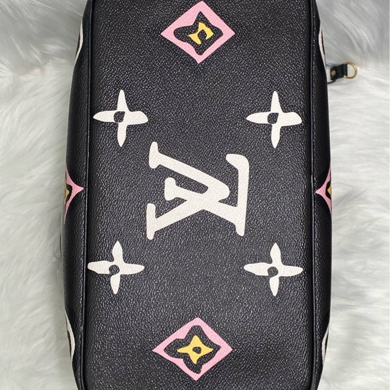 99新闲置 LOUIS VUITTON NEVERFULL 品牌老花 帆布 单肩包 中号 女款 黑色-8