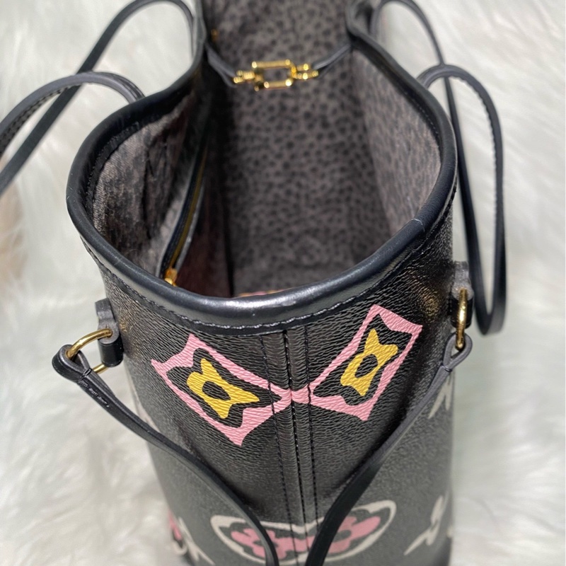 99新闲置 LOUIS VUITTON NEVERFULL 品牌老花 帆布 单肩包 中号 女款 黑色-11