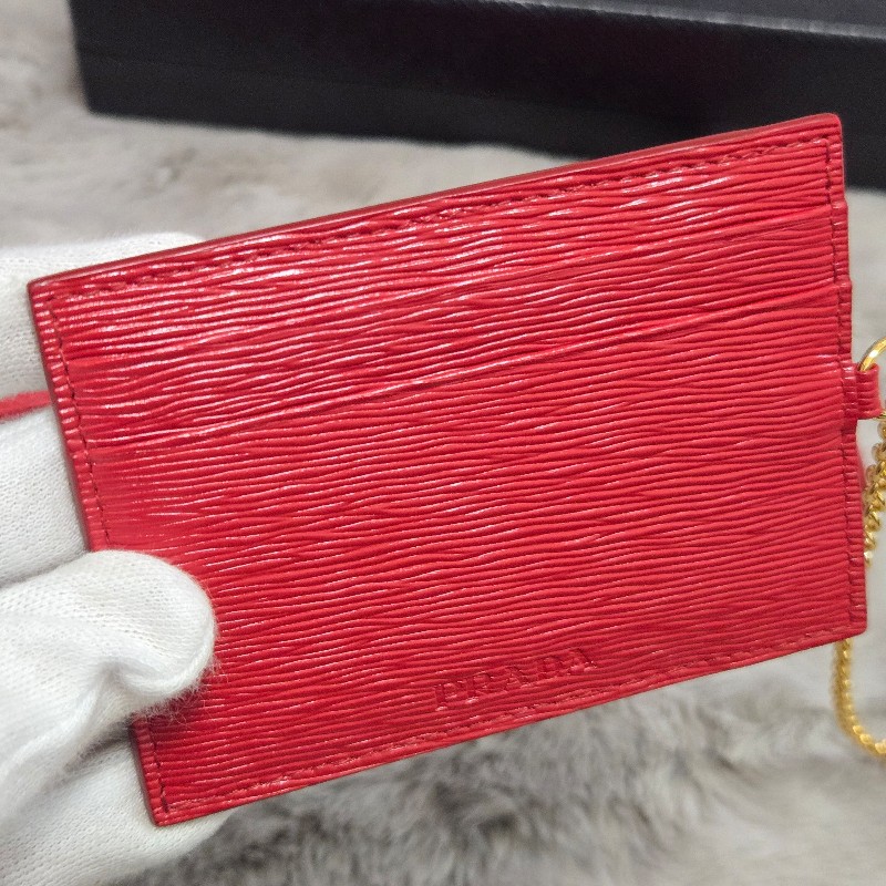 PRADA 釦式掀蓋長夾 發財長夾 紅色 附可拆卸的證件/照片夾-26