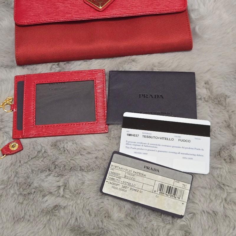 PRADA 釦式掀蓋長夾 發財長夾 紅色 附可拆卸的證件/照片夾-27